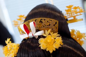 横浜のフォトグラファーが撮影した新婦の髪飾りの写真